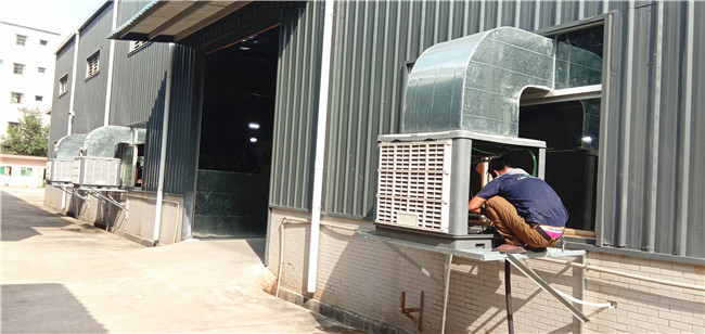 ���L�C�N�۰��b